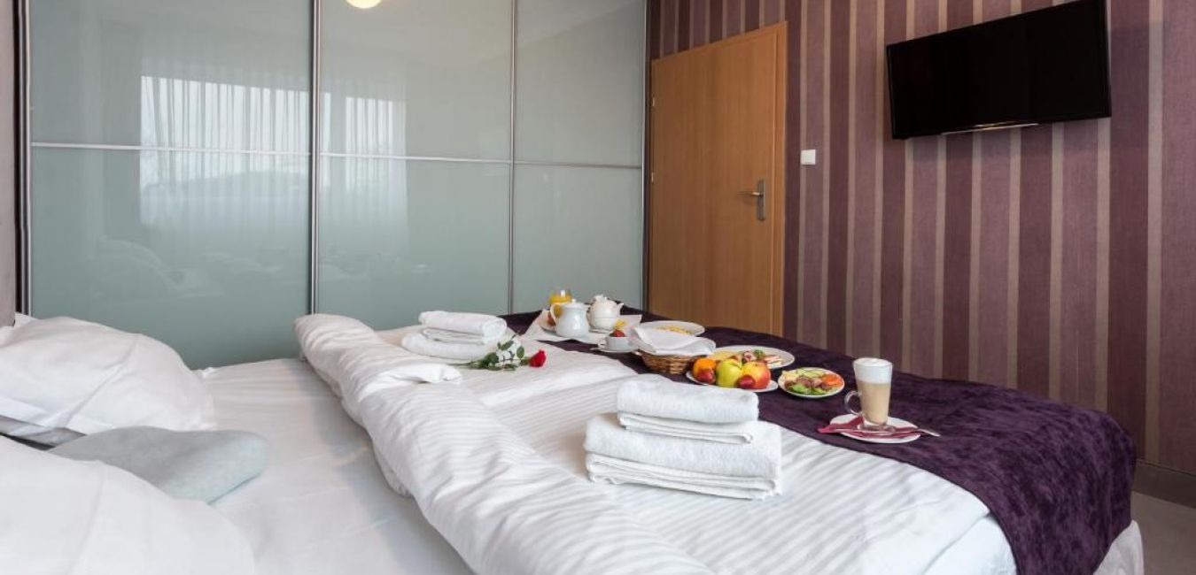 PRESIDENTIAL apartment