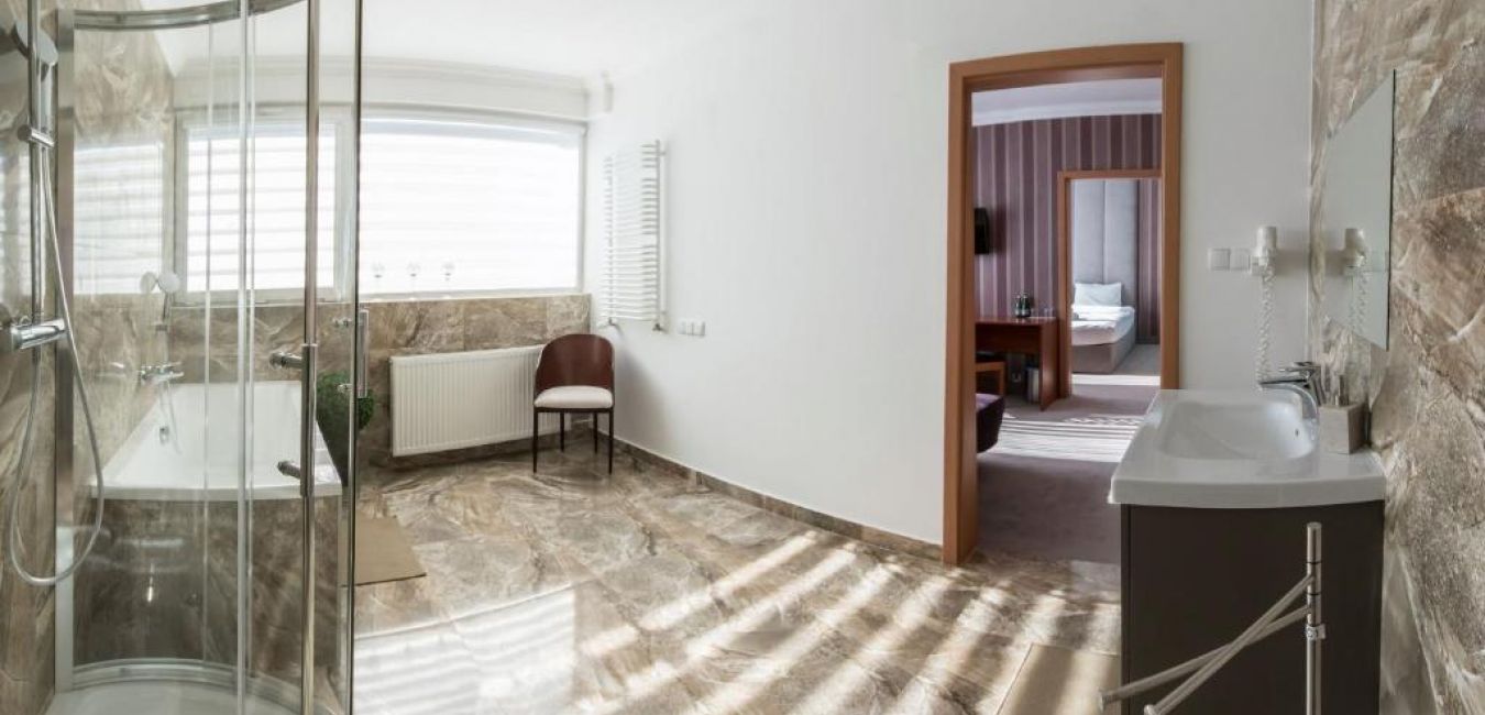 PRESIDENTIAL apartment