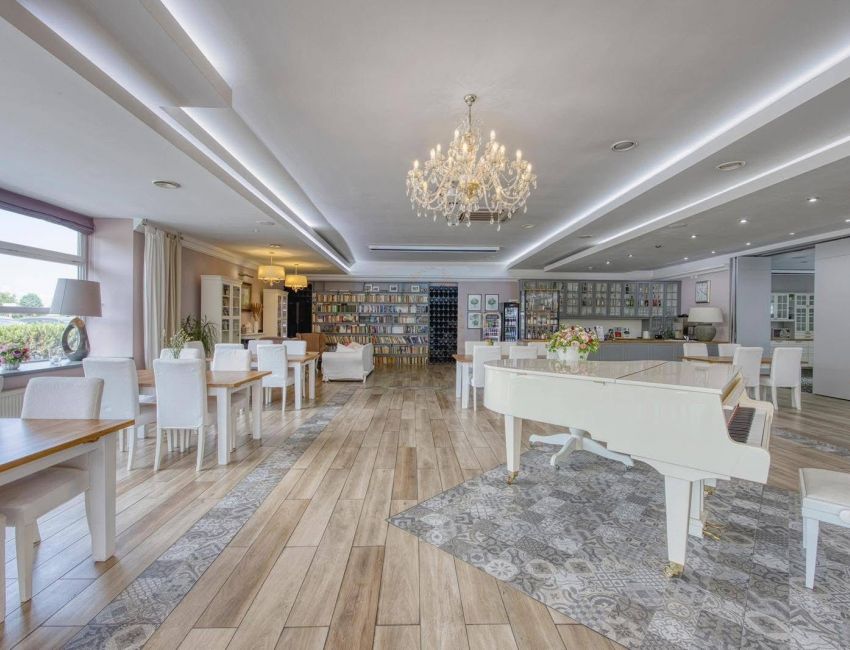 Gian Lorenzo Restaurant